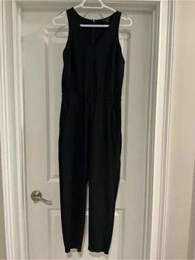 Athleta Black Sleeveless V-Neck Jumpsuit